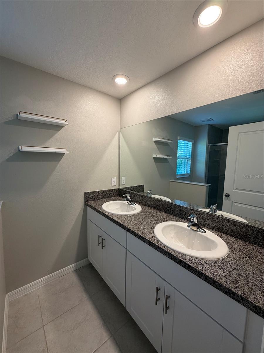 9650 PEMBROOKE PINES DRIVE, Sun City Center, FL 33573