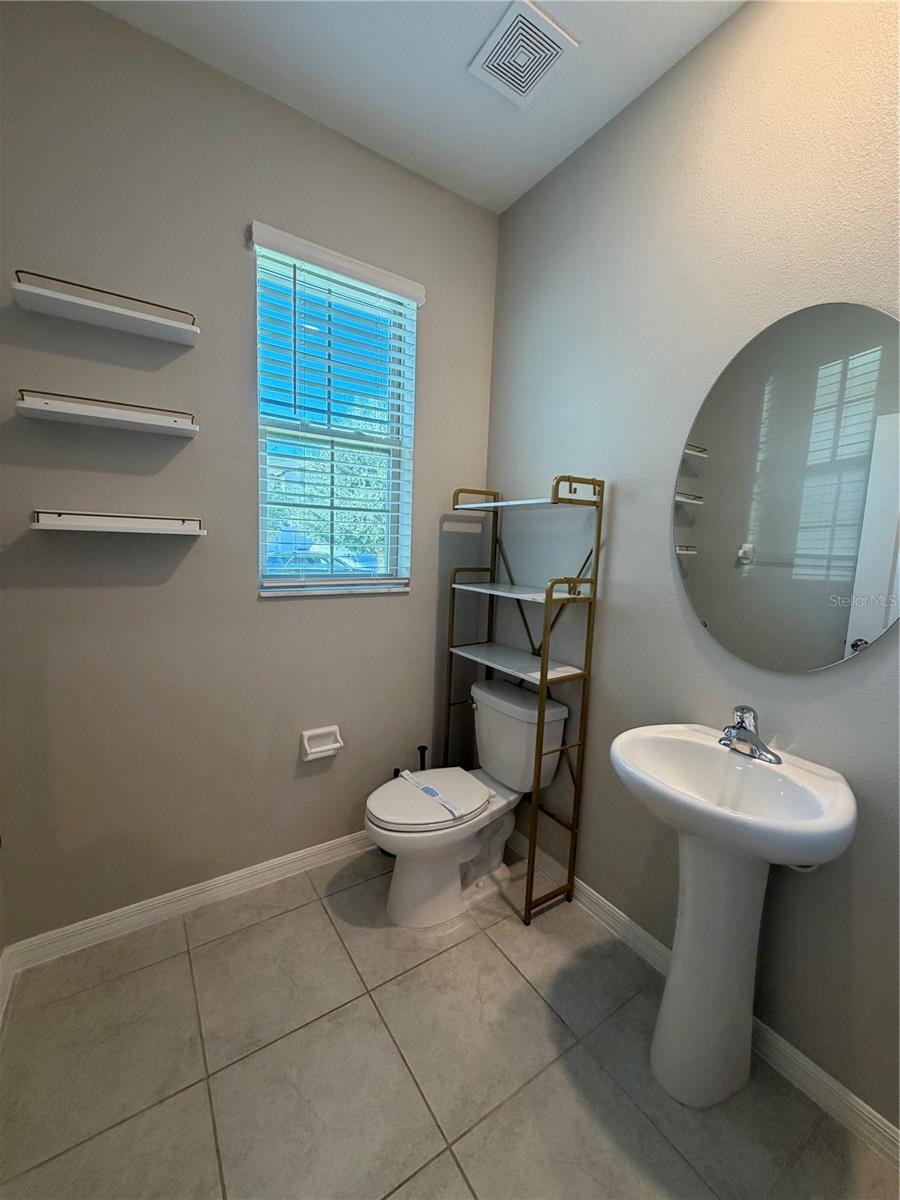 9650 PEMBROOKE PINES DRIVE, Sun City Center, FL 33573