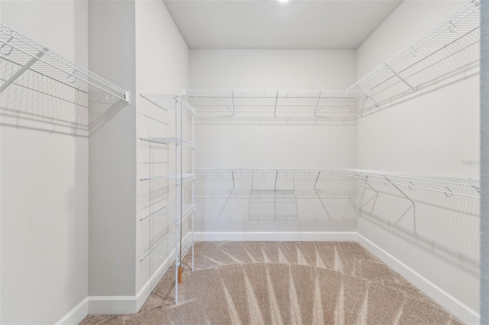 6103 PLOVER MEADOW STREET, Lithia, FL 33547