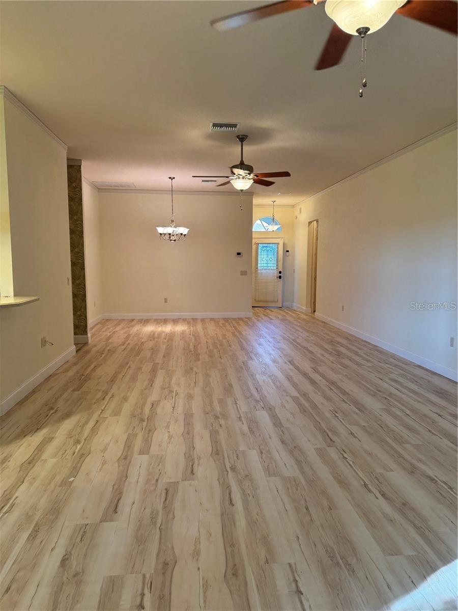 2470 SALZBURG LOOP, Winter Haven, FL 33884