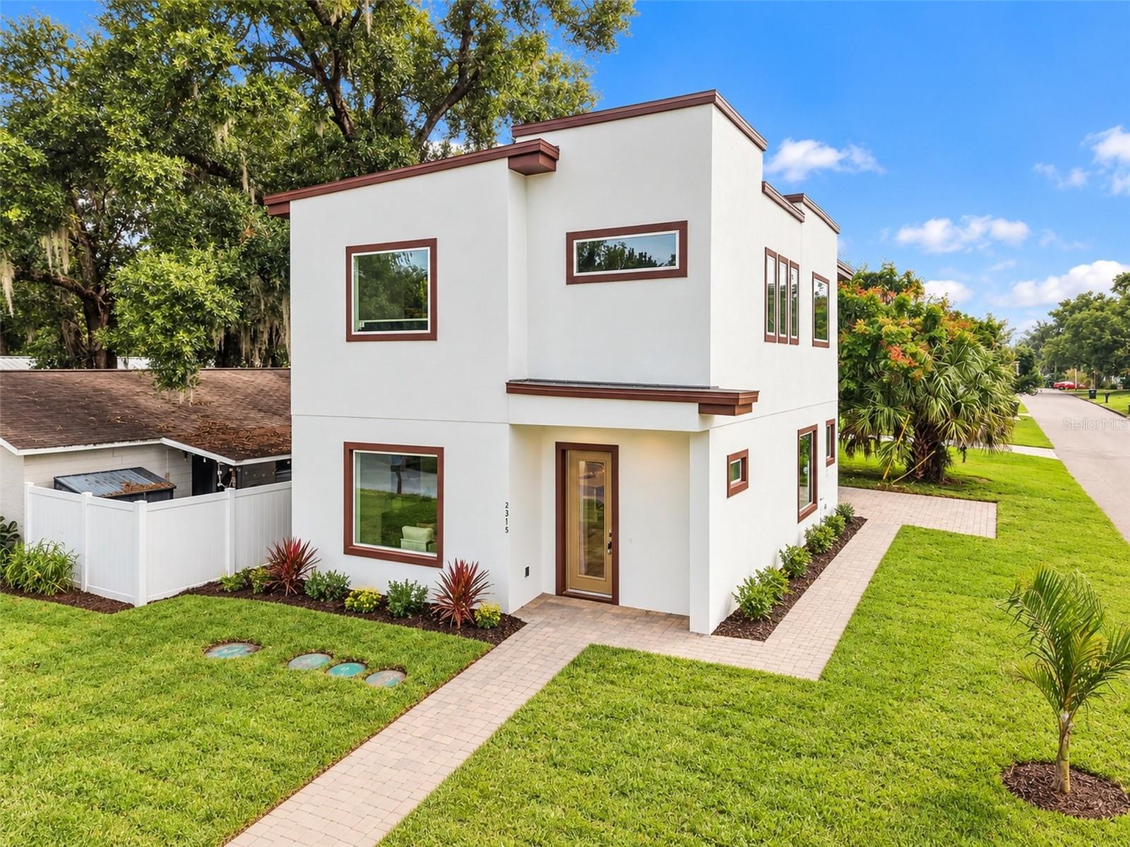 2315 MARLBORO STREET, Orlando, FL 32806