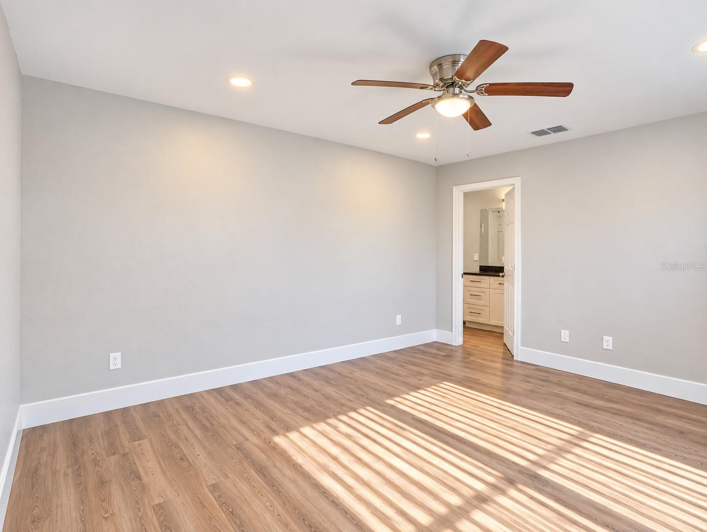 12924 LOS ALAMITOS COURT, Orlando, FL 32837
