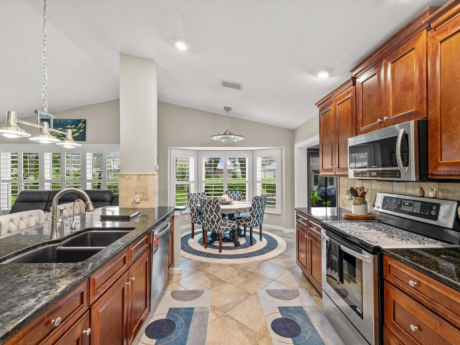 6016 COUNTRY RIDGE LANE, New Port Richey, FL 34655