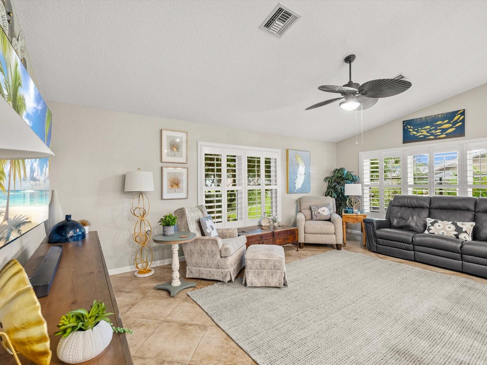 6016 COUNTRY RIDGE LANE, New Port Richey, FL 34655
