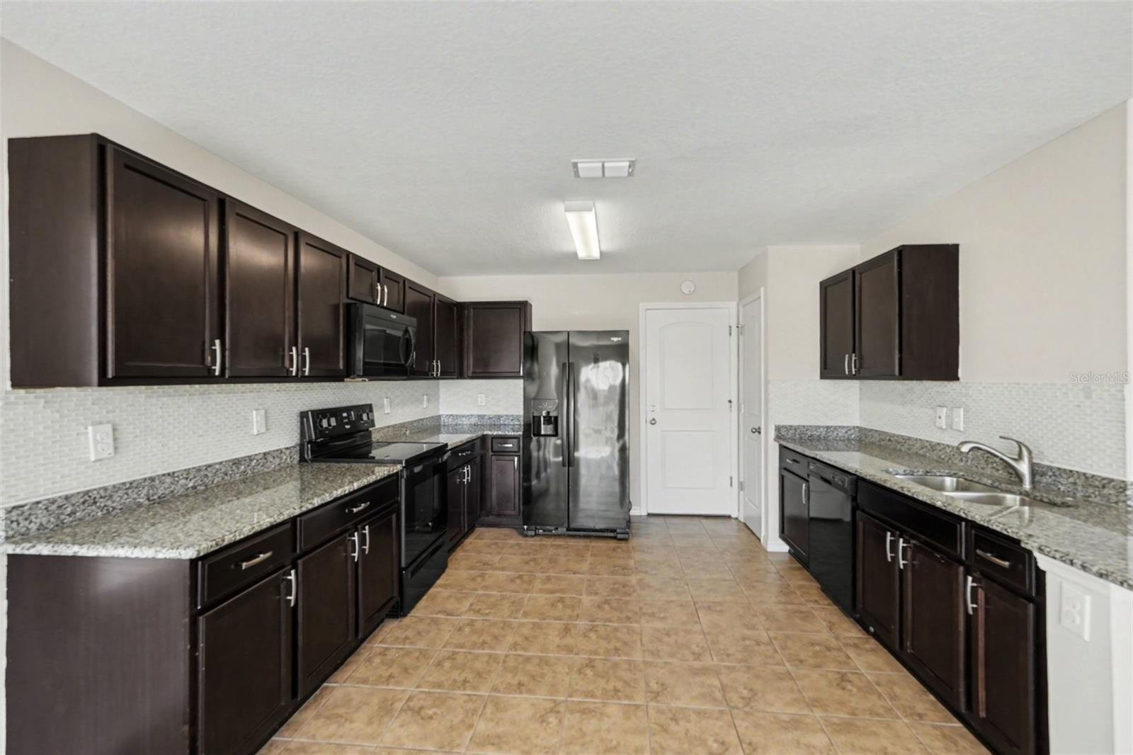 10420 LAGUNA PLAINS DRIVE, Riverview, FL 33578 10420 LAGUNA PLAINS DRIVE, Riverview, FL 33578
