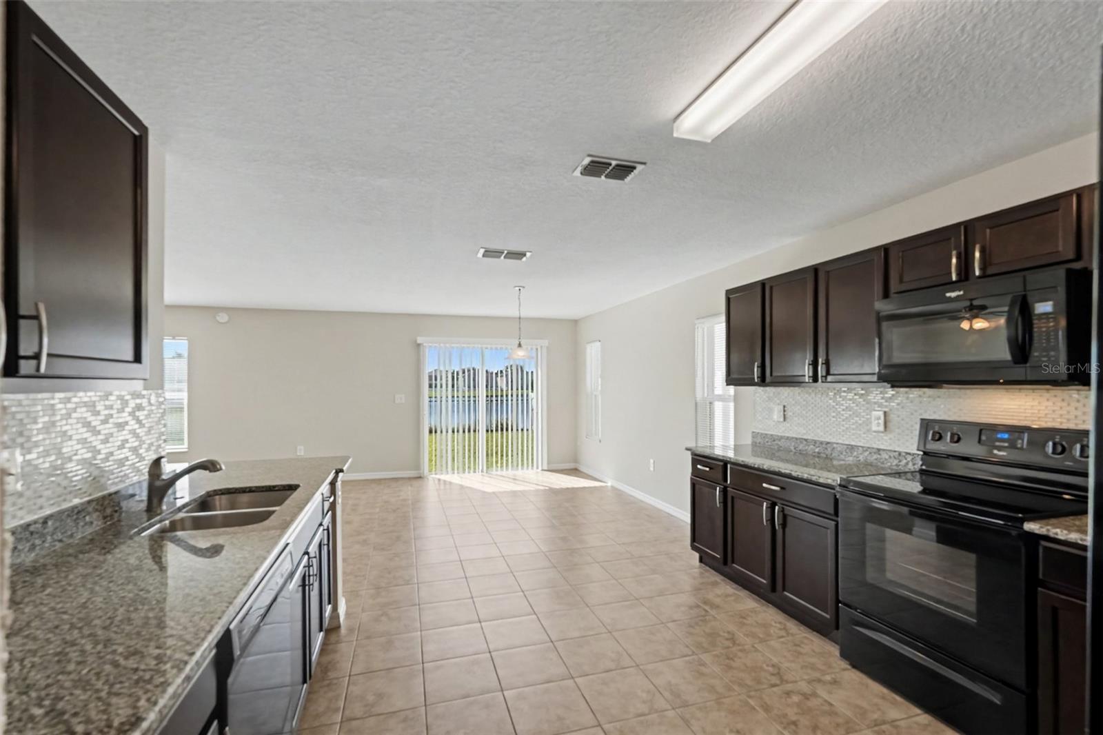 10420 LAGUNA PLAINS DRIVE, Riverview, FL 33578 10420 LAGUNA PLAINS DRIVE, Riverview, FL 33578
