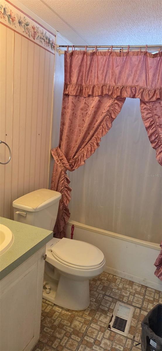 825 MICHIGAN STREET, Wildwood, FL 34785 825 MICHIGAN STREET, Wildwood, FL 34785