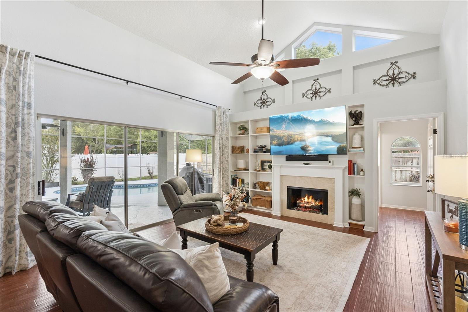 2201 WESTBOURNE DRIVE, Oviedo, FL 32765 2201 WESTBOURNE DRIVE, Oviedo, FL 32765