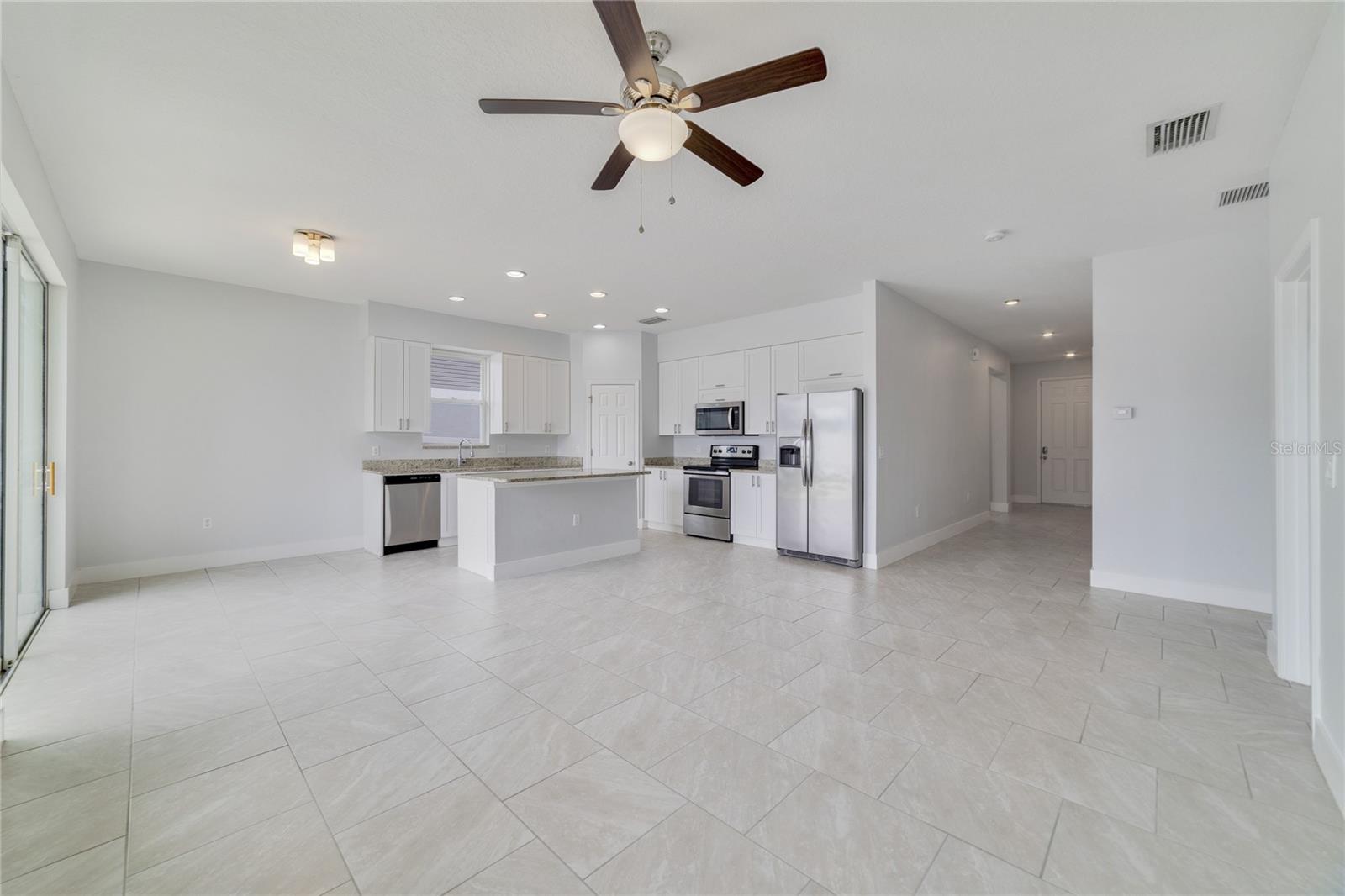 128 WILLOW DRIVE, Poinciana, FL 34759 128 WILLOW DRIVE, Poinciana, FL 34759