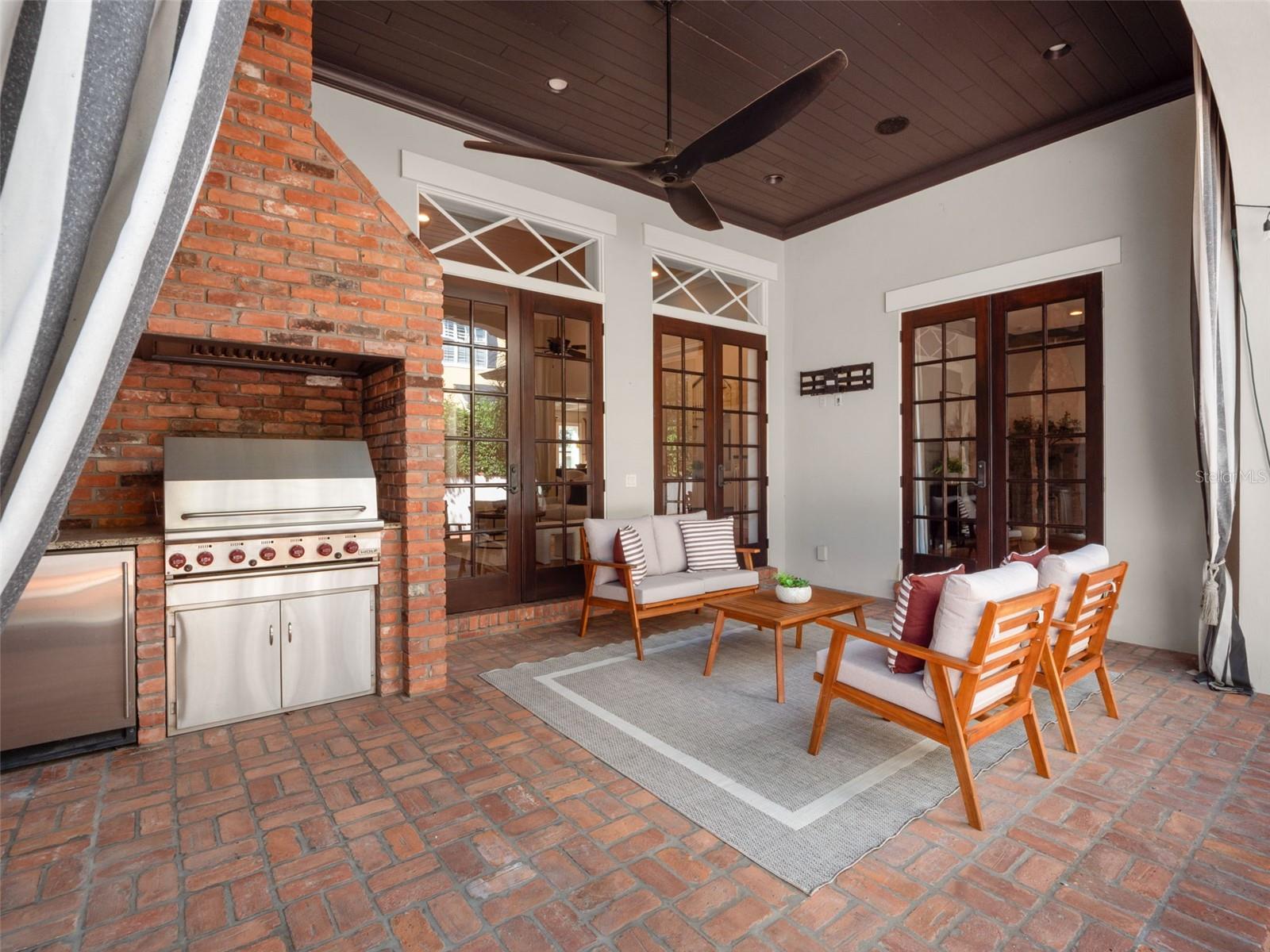 Covered Lanai with Brick Grilling Station