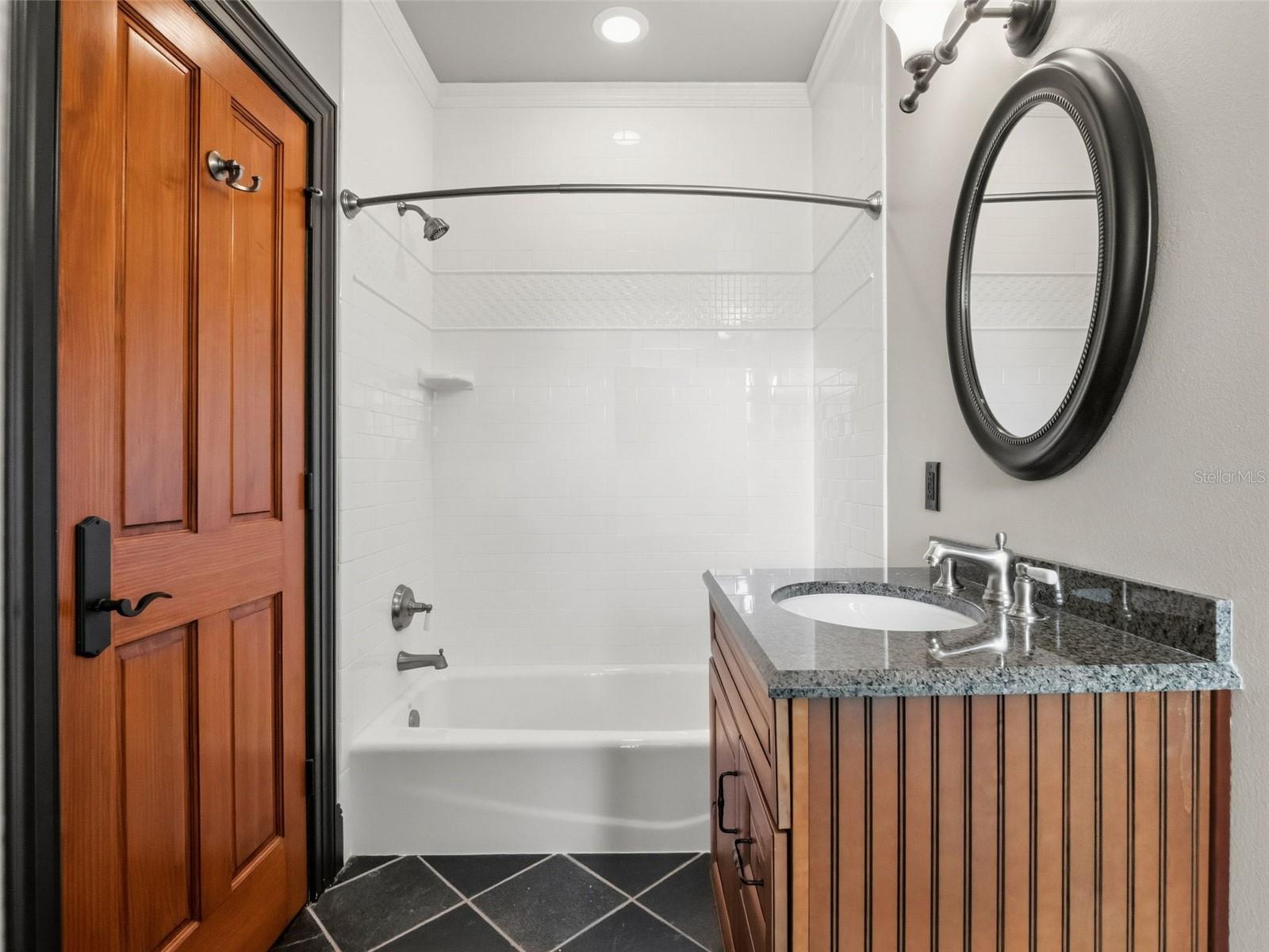 Bedroom 5 En Suite Bath