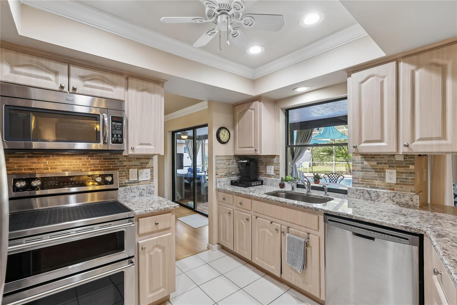 10468 95TH STREET, Seminole, FL 33777