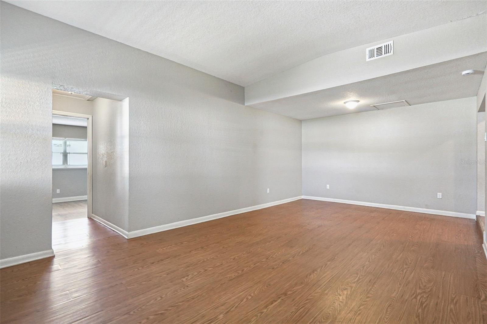 804 68TH AVENUE W, Bradenton, FL 34207