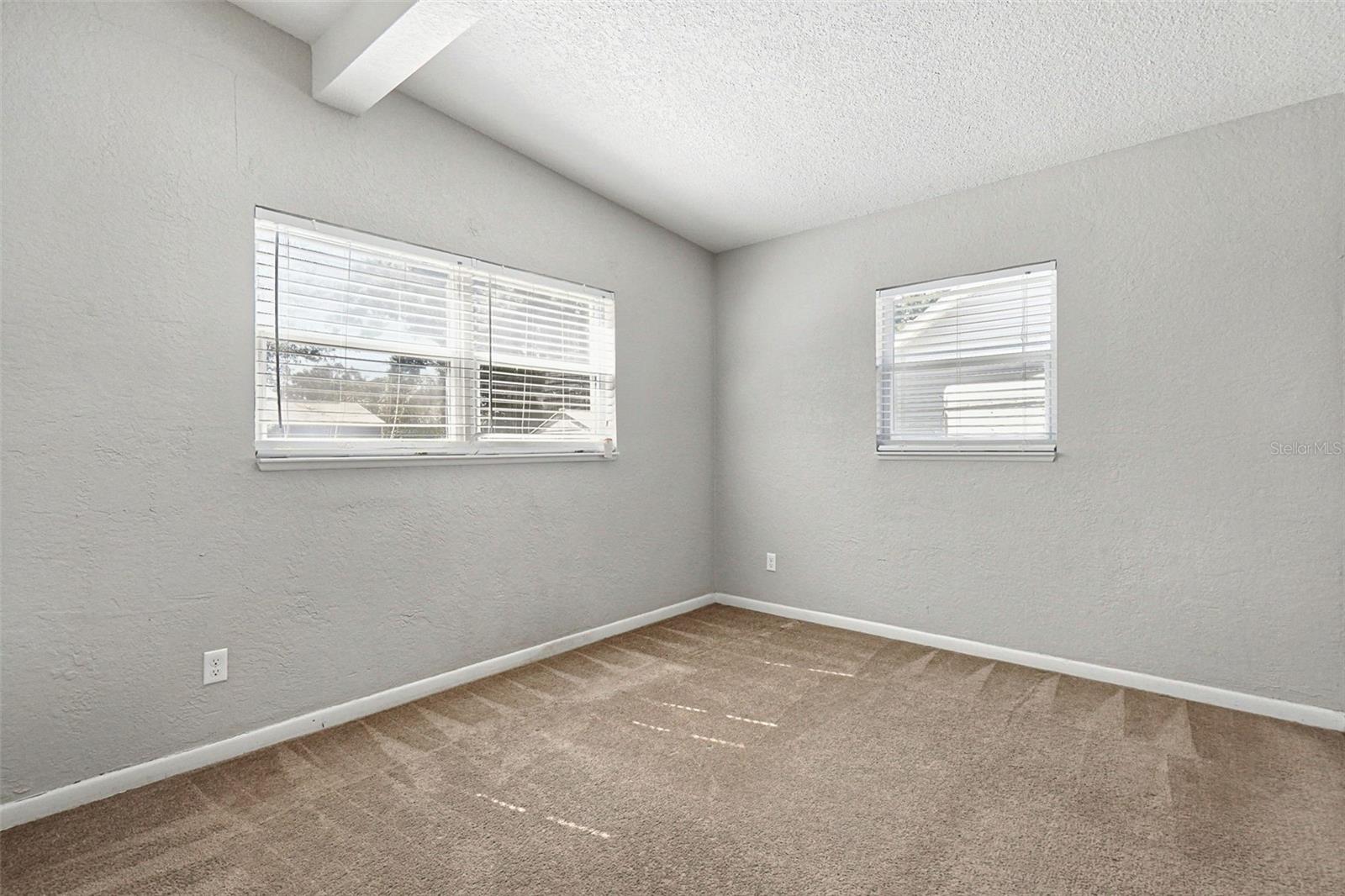 804 68TH AVENUE W, Bradenton, FL 34207