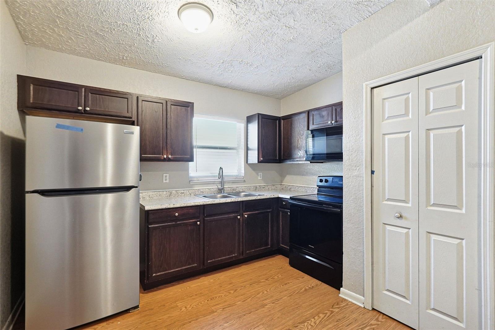 804 68TH AVENUE W, Bradenton, FL 34207