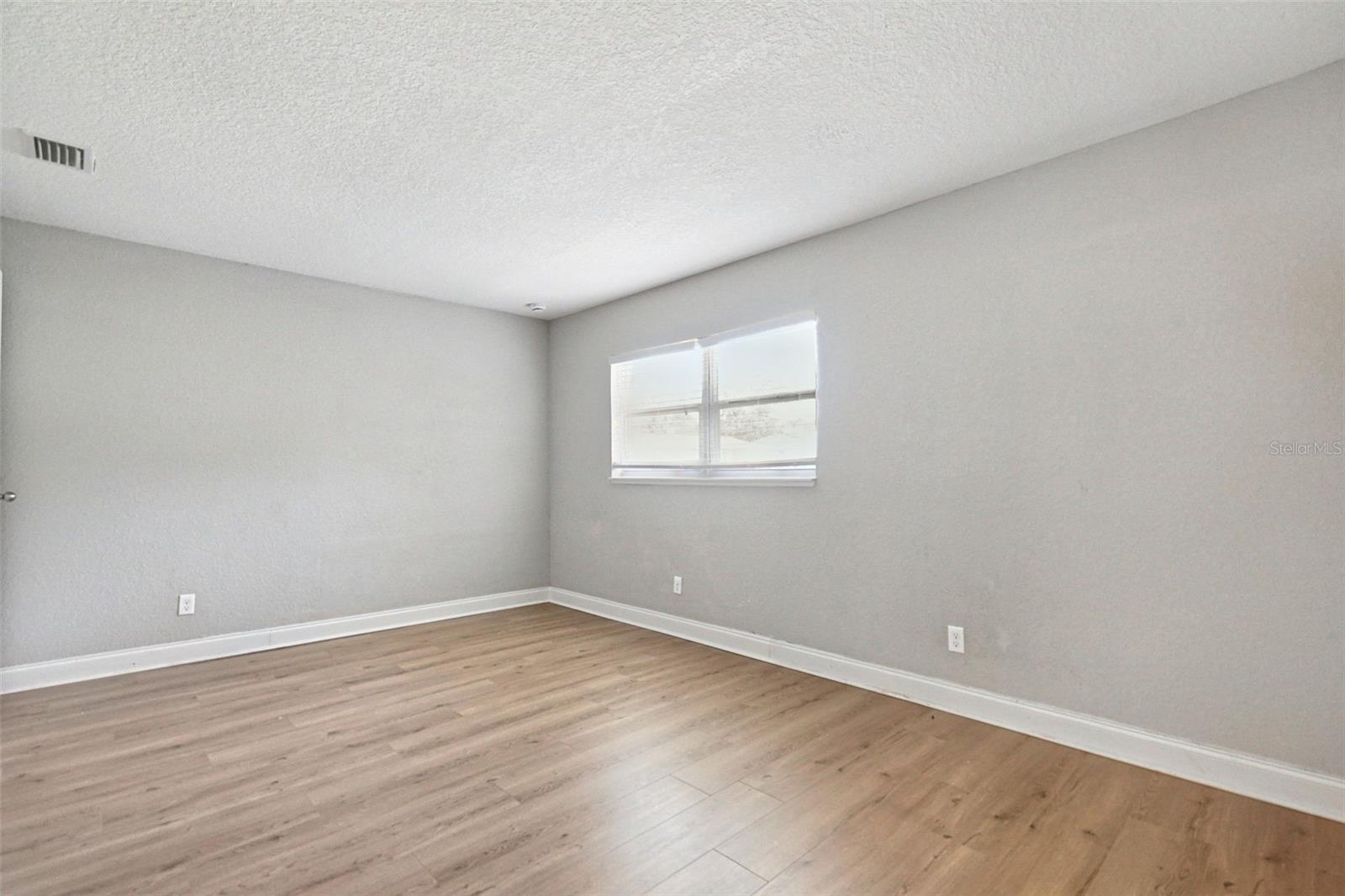 804 68TH AVENUE W, Bradenton, FL 34207