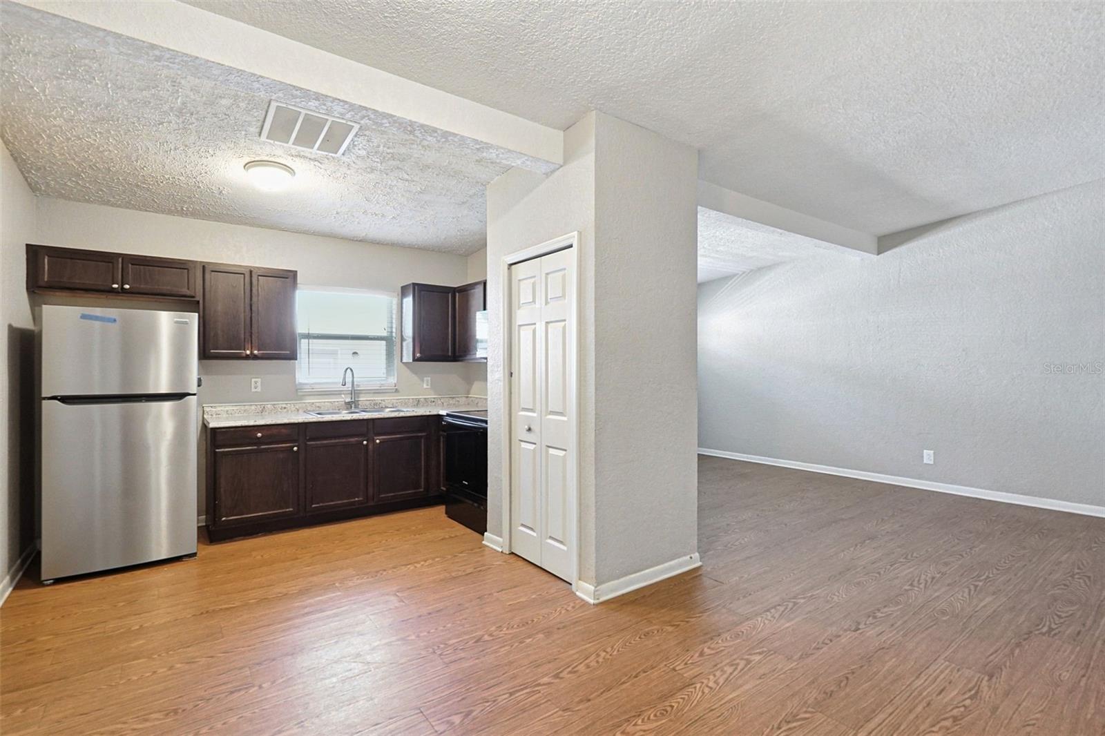 804 68TH AVENUE W, Bradenton, FL 34207
