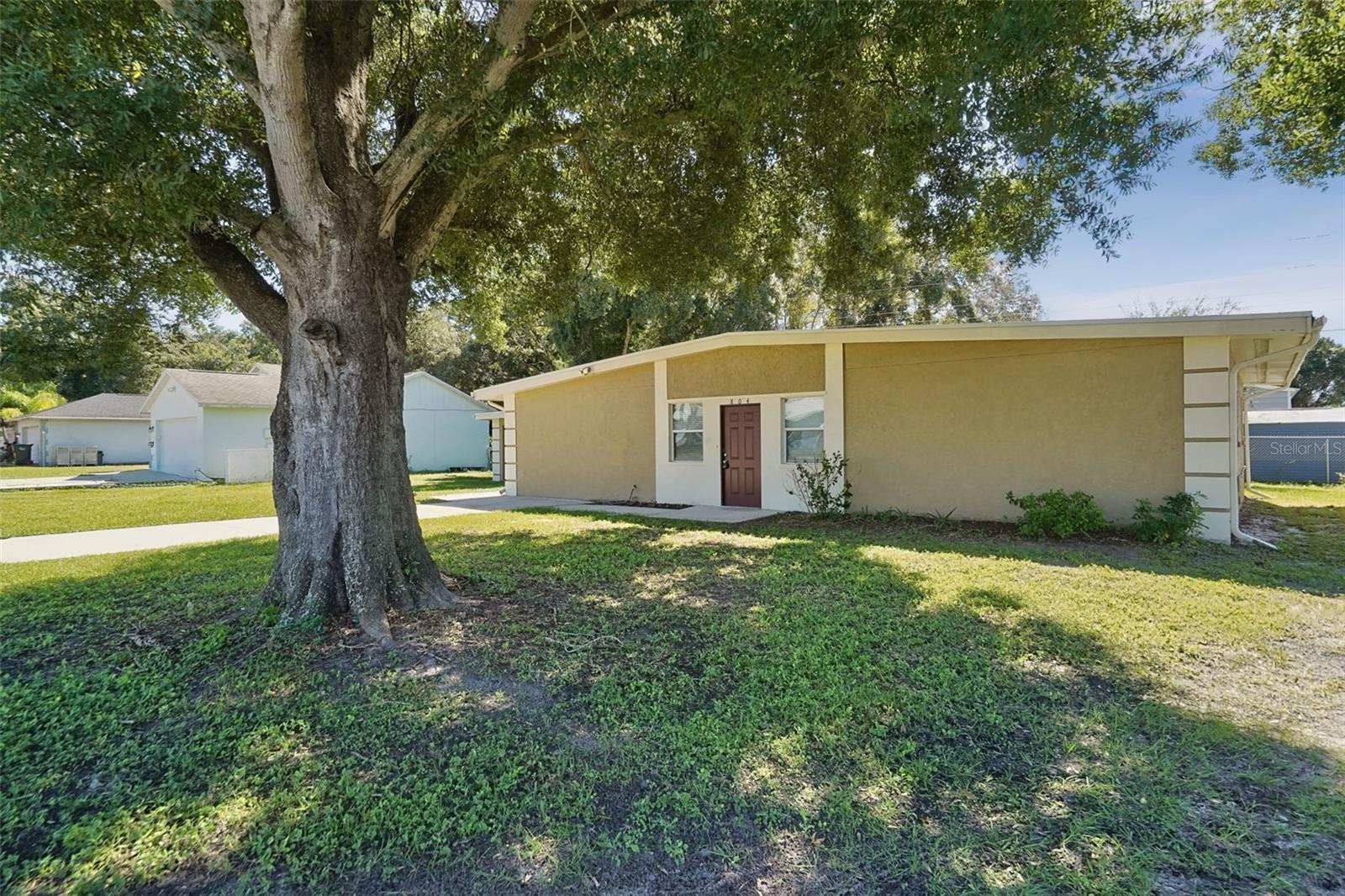 804 68TH AVENUE W, Bradenton, FL 34207