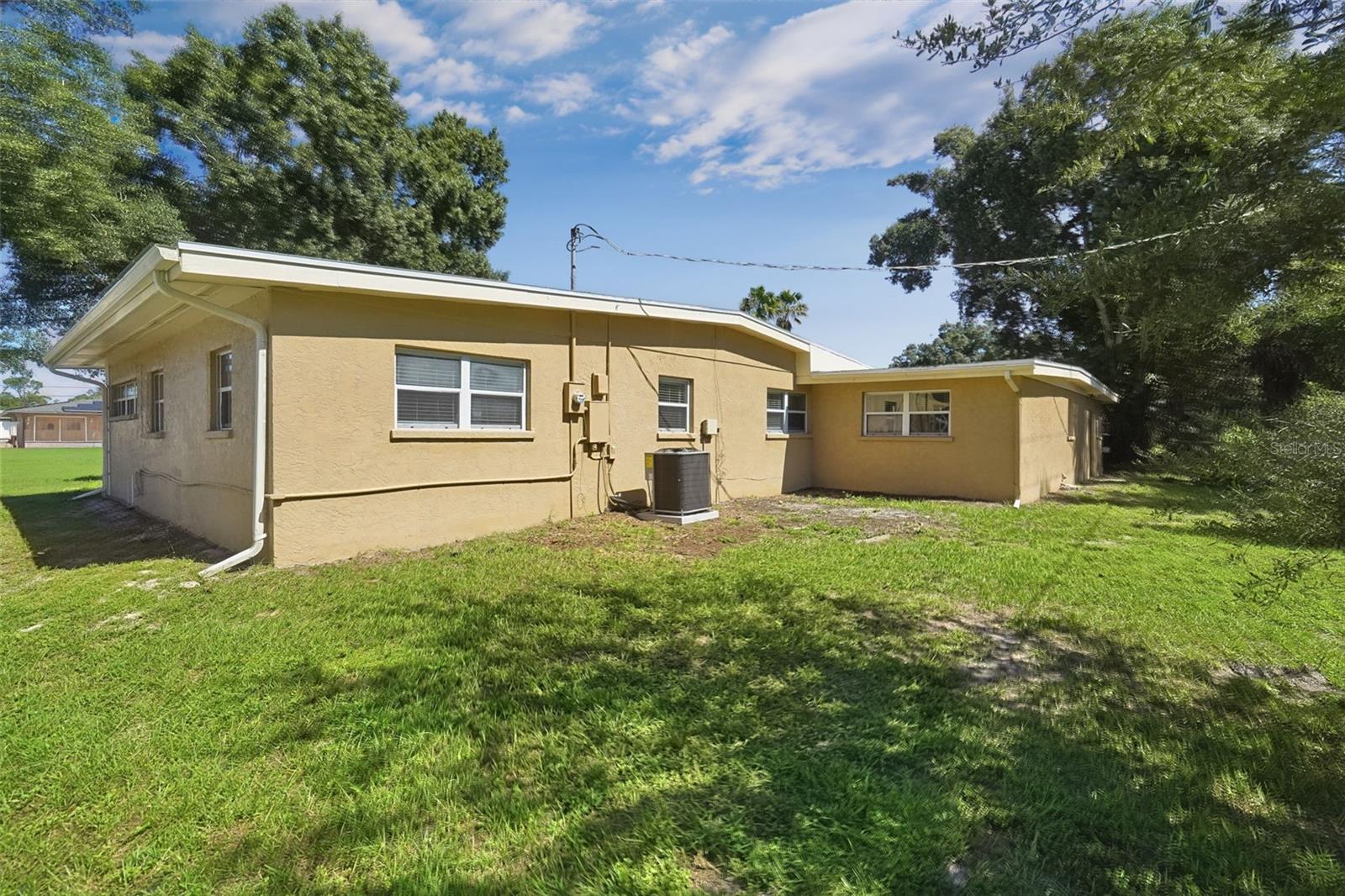 804 68TH AVENUE W, Bradenton, FL 34207