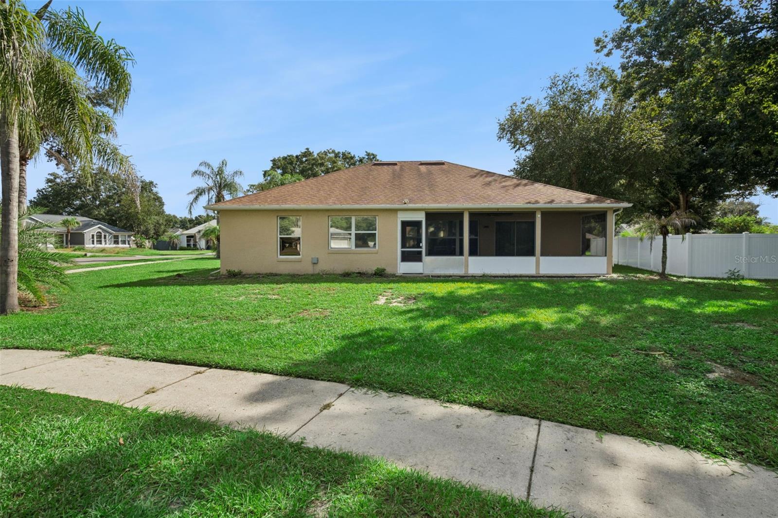 2610 AUTUMN LANE, Eustis, FL 32726