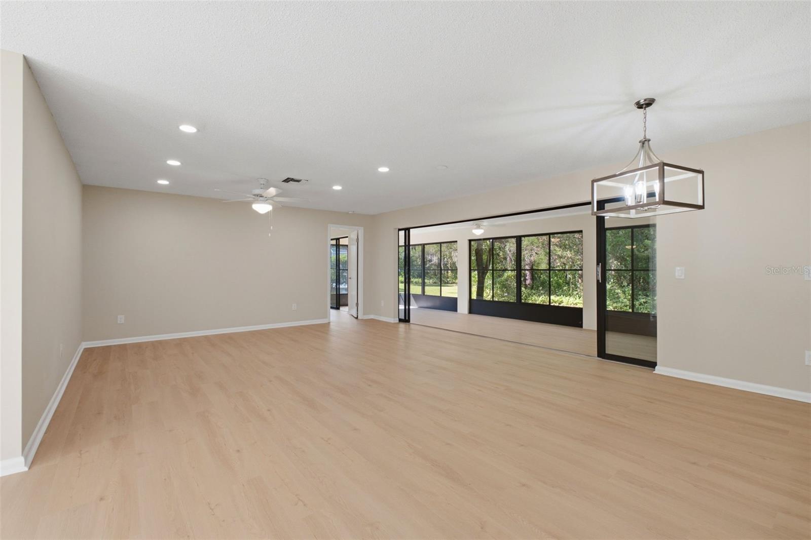 12 SYCAMORE COURT E, Homosassa, FL 34446