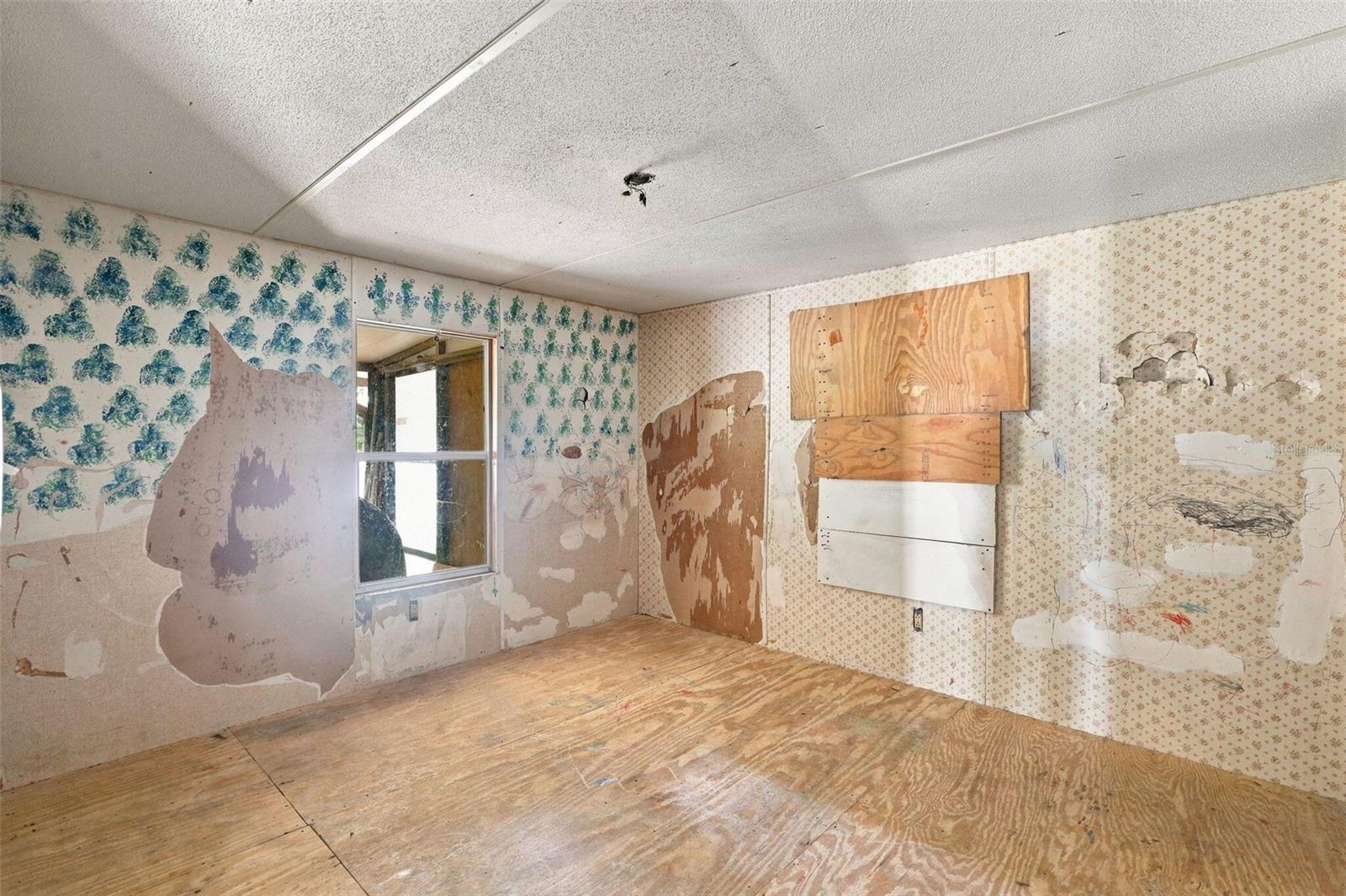 8946 SW 33RD COURT, Ocala, FL 34476