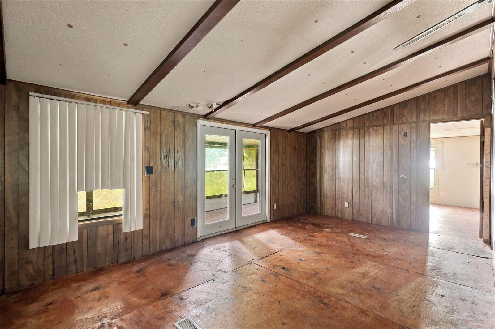 8946 SW 33RD COURT, Ocala, FL 34476