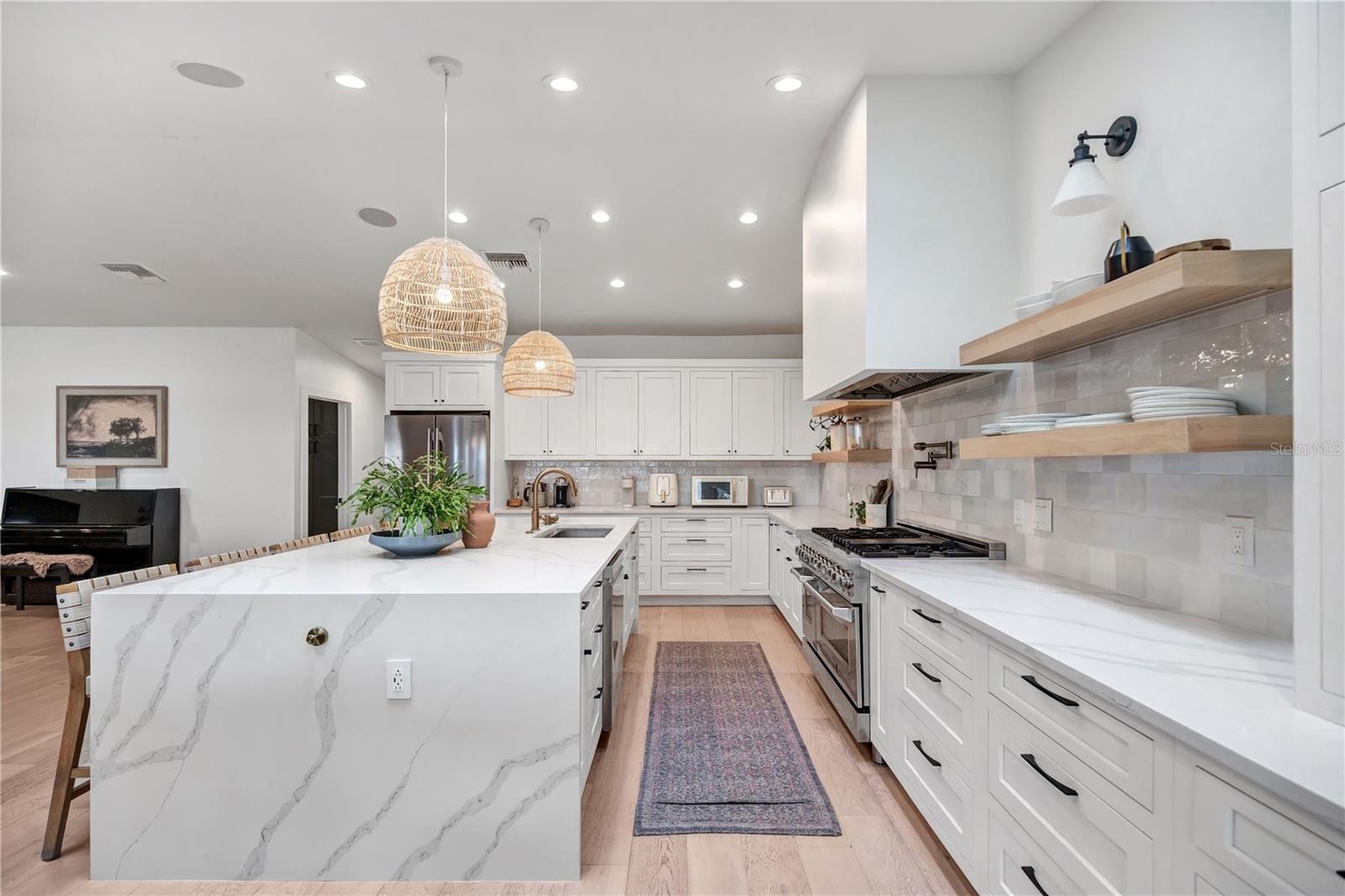 6922 SEMINOLE DRIVE, Belle Isle, FL 32812