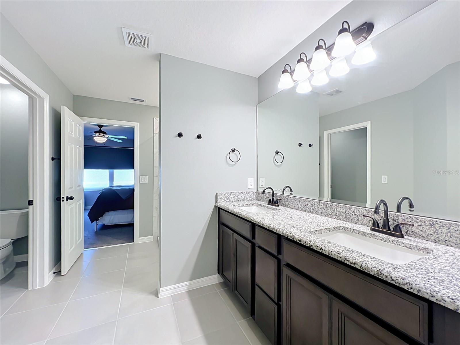 9389 LA SALLE STREET, Groveland, FL 34736
