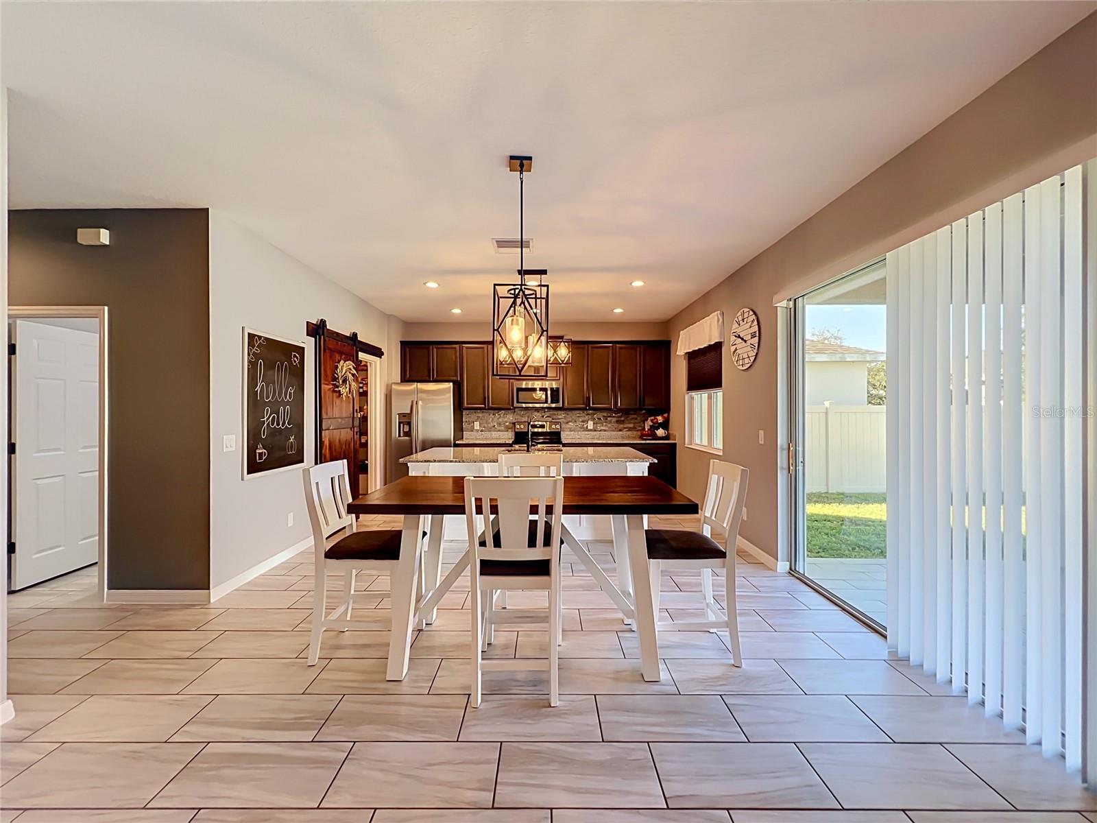 9389 LA SALLE STREET, Groveland, FL 34736