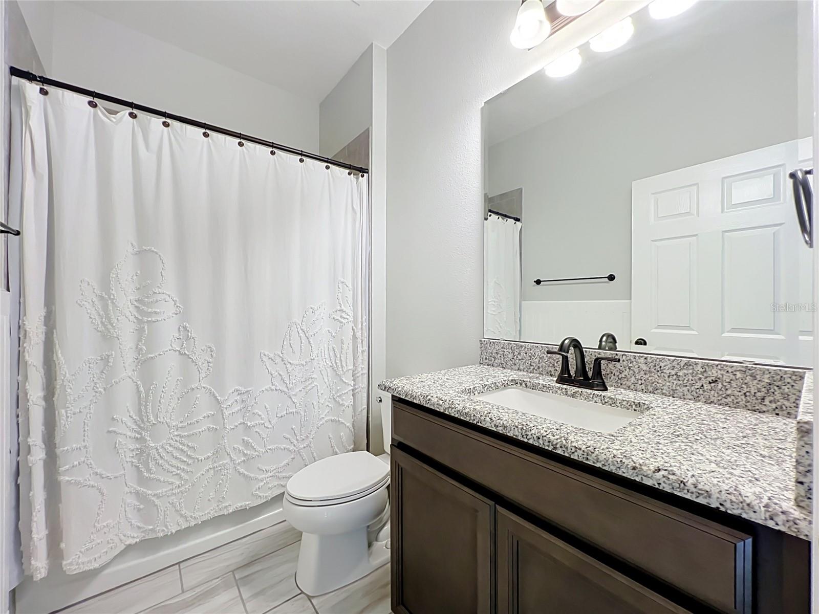 9389 LA SALLE STREET, Groveland, FL 34736