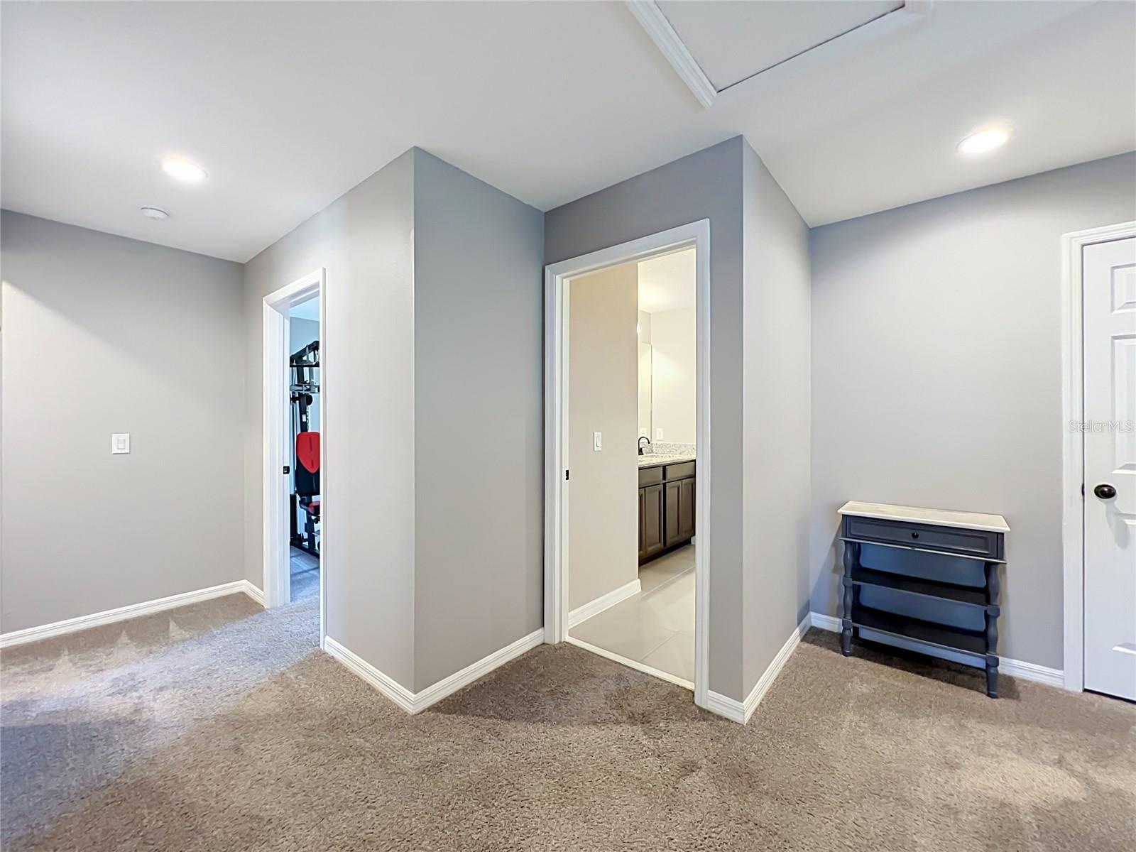 9389 LA SALLE STREET, Groveland, FL 34736