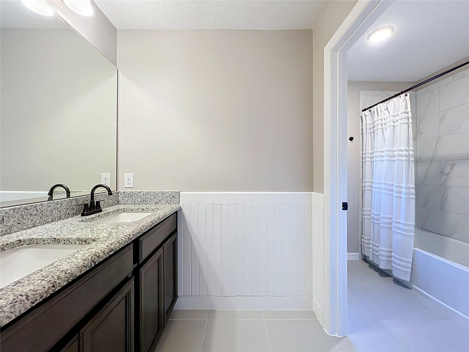9389 LA SALLE STREET, Groveland, FL 34736