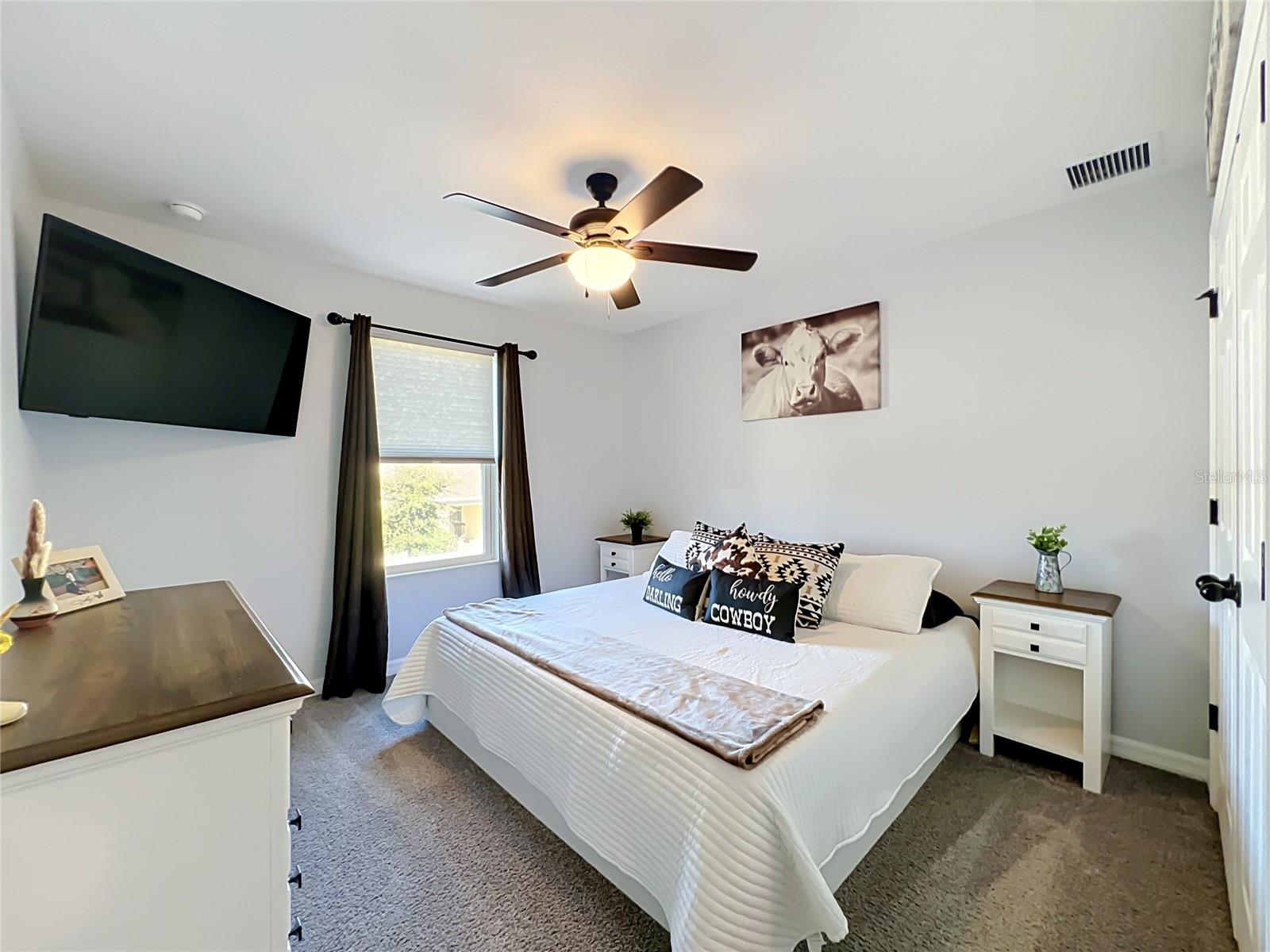9389 LA SALLE STREET, Groveland, FL 34736
