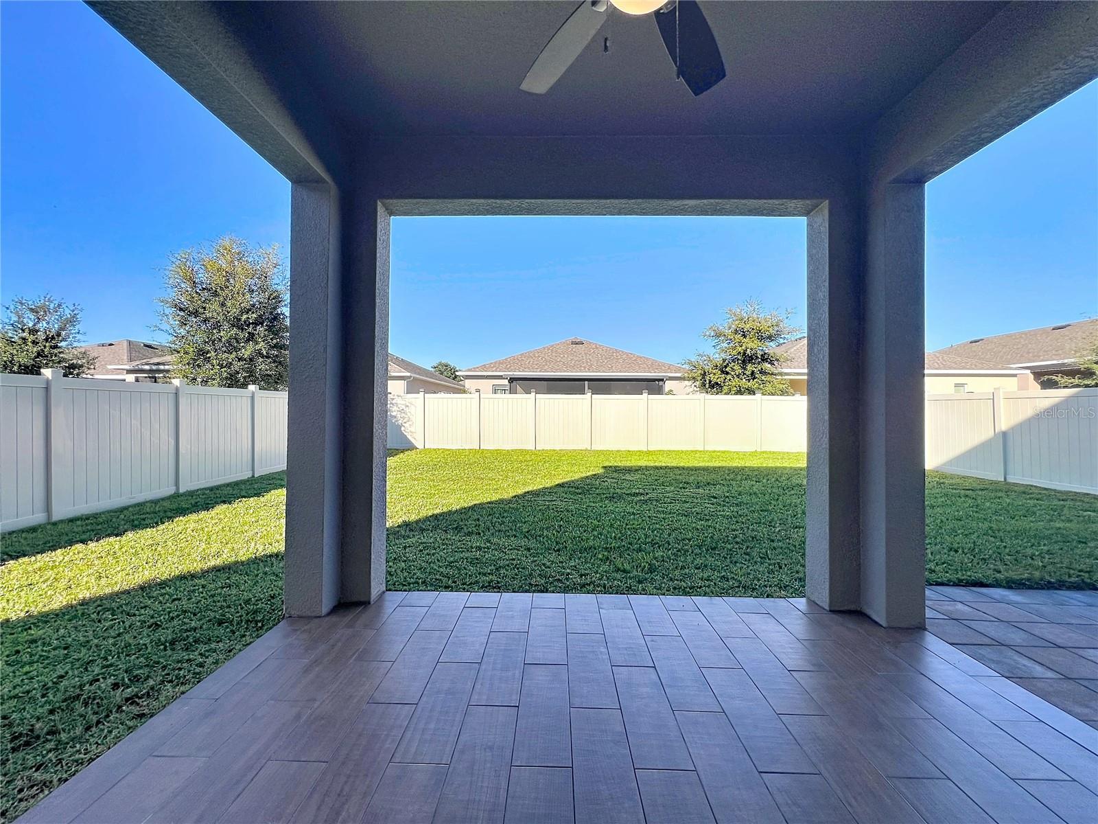 9389 LA SALLE STREET, Groveland, FL 34736