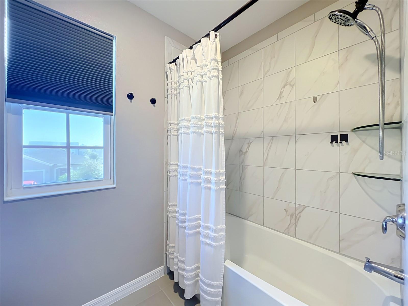 9389 LA SALLE STREET, Groveland, FL 34736