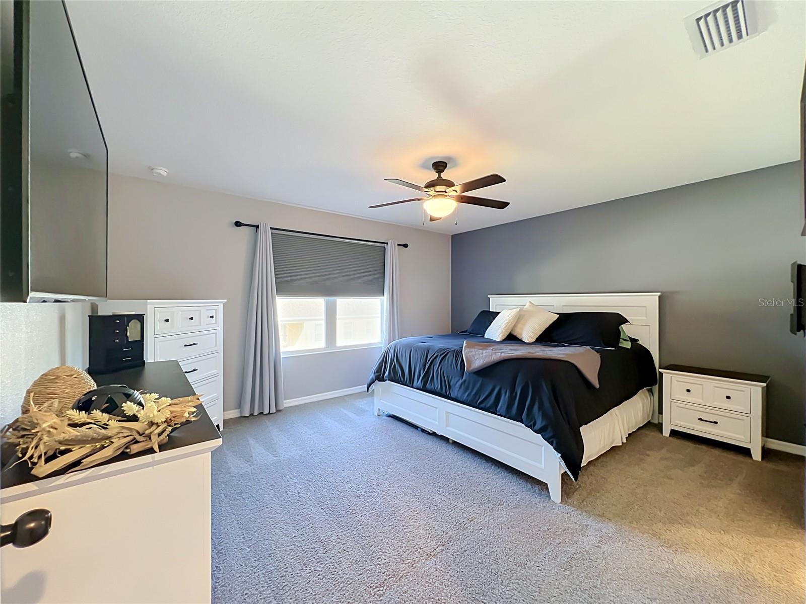 9389 LA SALLE STREET, Groveland, FL 34736