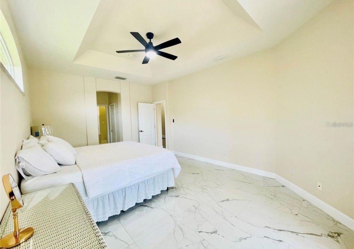 2953 SEASON'S BOULEVARD, Sarasota, FL 34240