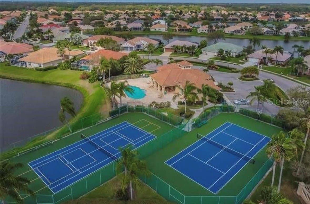 2953 SEASON'S BOULEVARD, Sarasota, FL 34240