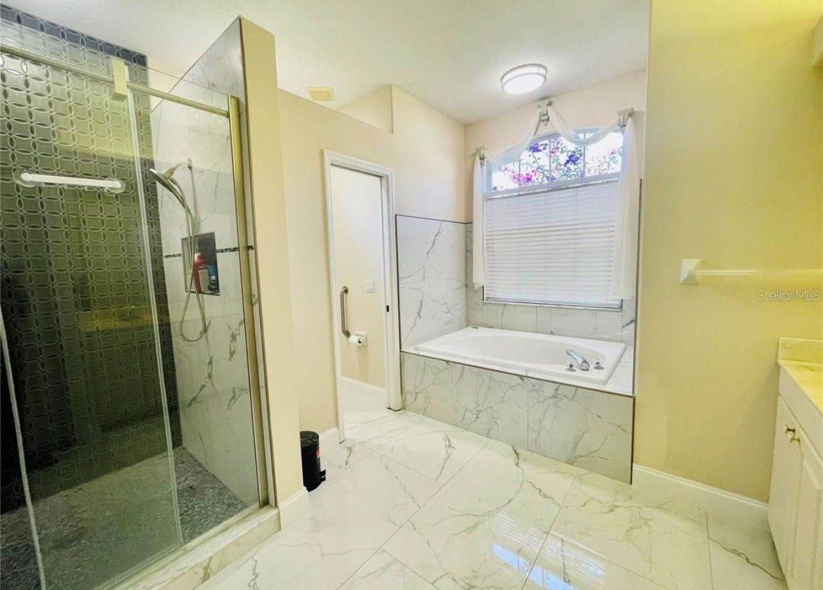 2953 SEASON'S BOULEVARD, Sarasota, FL 34240