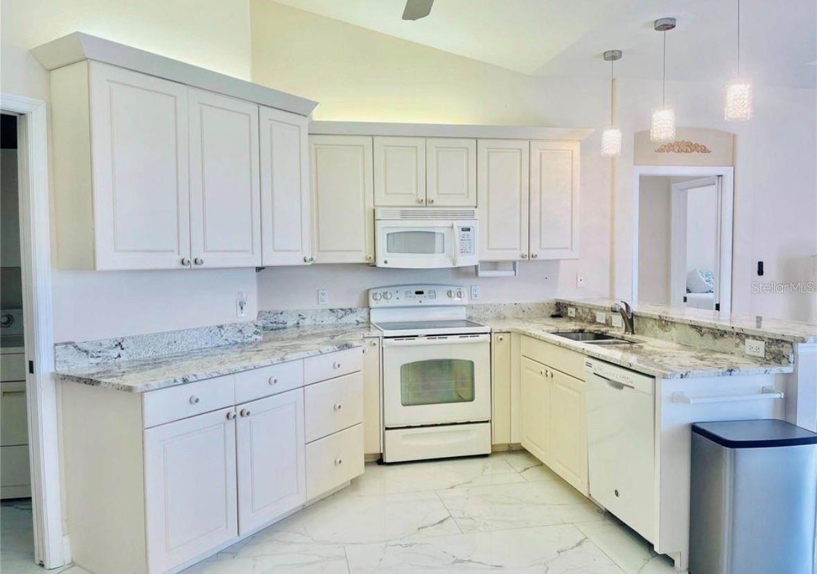2953 SEASON'S BOULEVARD, Sarasota, FL 34240