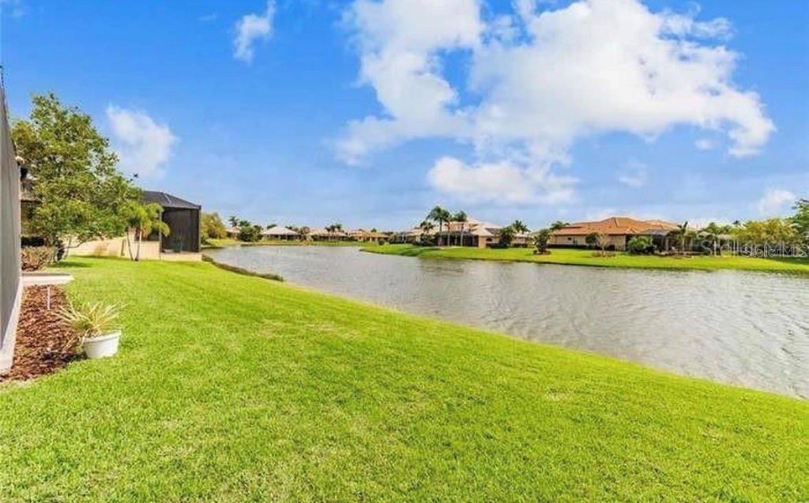 2953 SEASON'S BOULEVARD, Sarasota, FL 34240