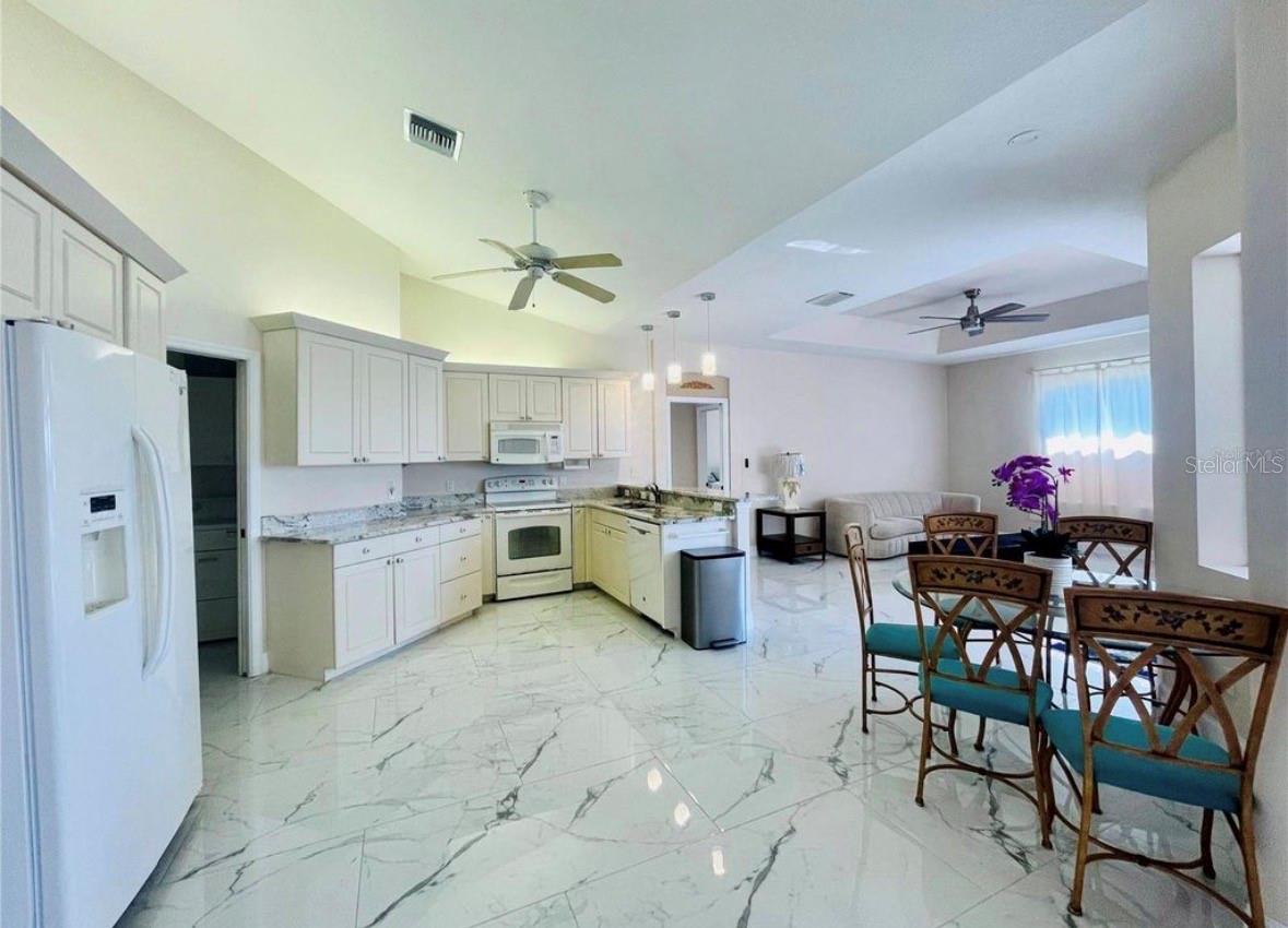 2953 SEASON'S BOULEVARD, Sarasota, FL 34240