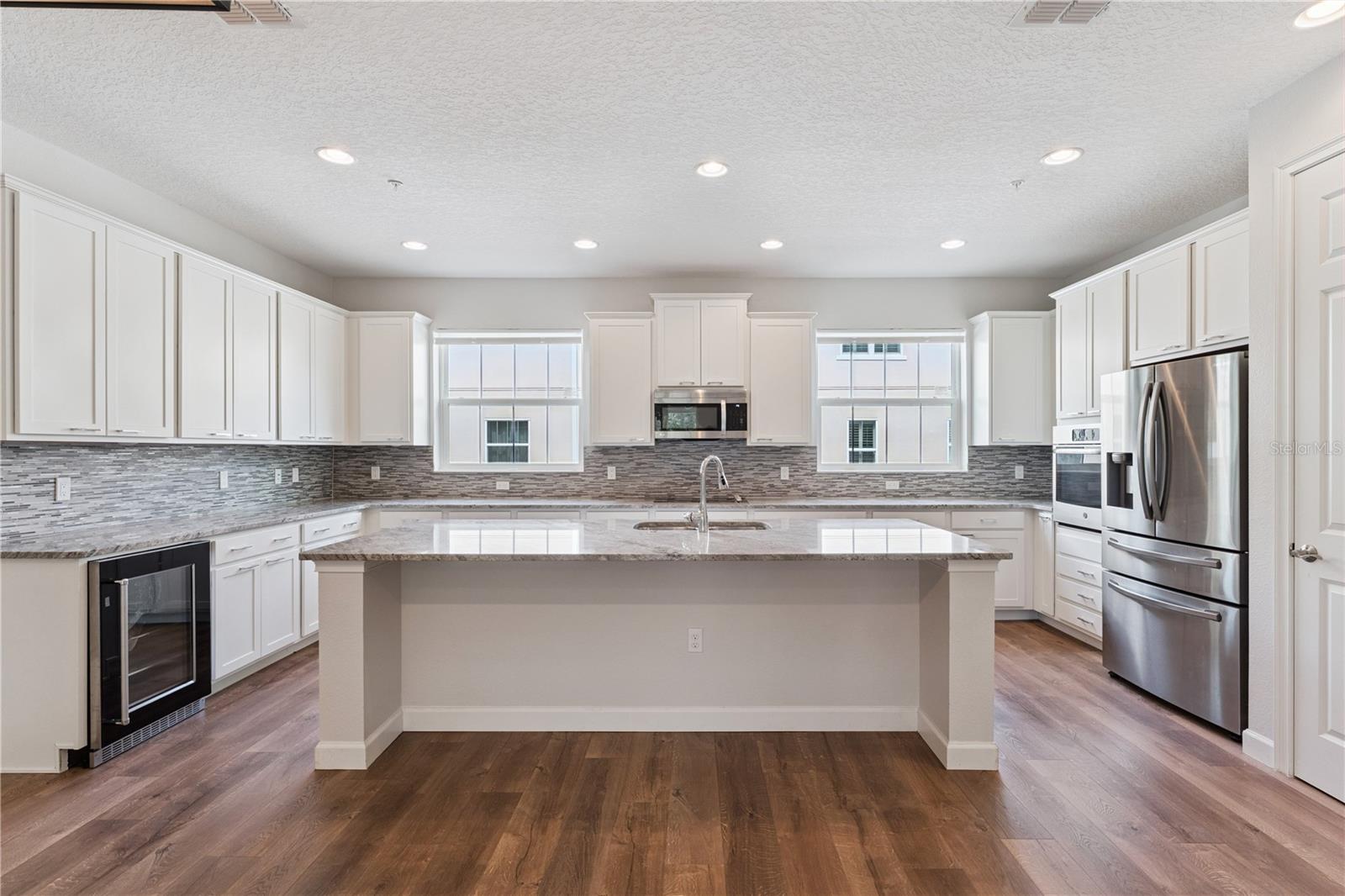 1504 LAKE GEORGE DRIVE, Lake Mary, FL 32746