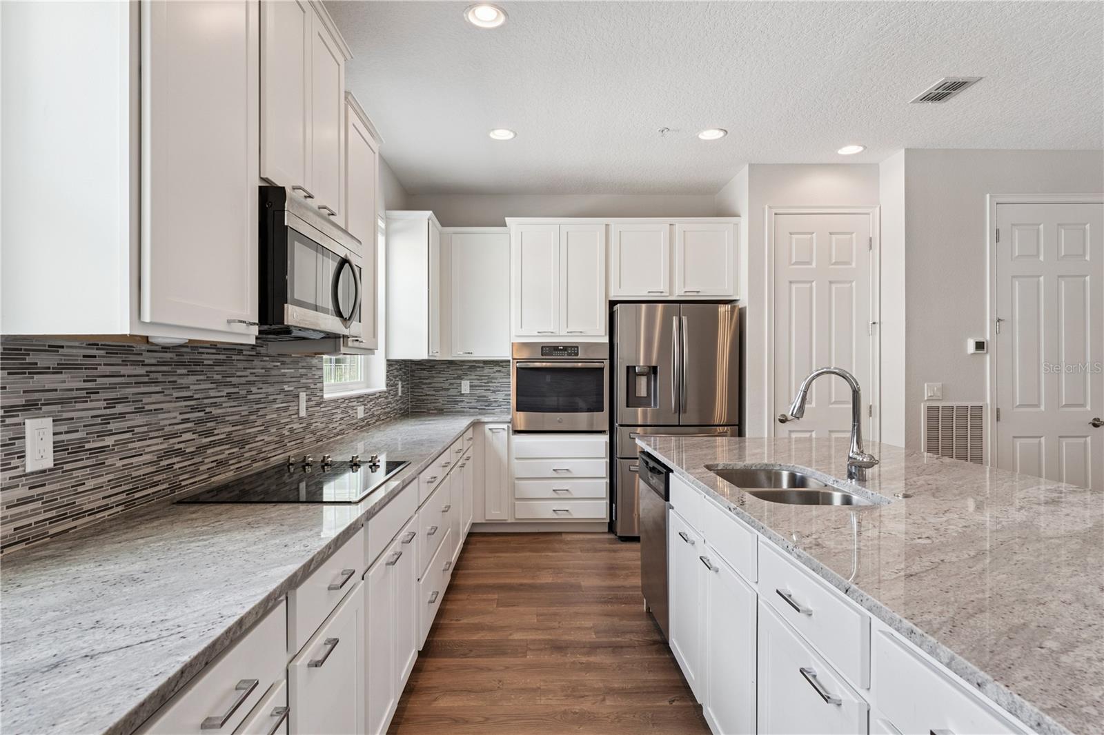 1504 LAKE GEORGE DRIVE, Lake Mary, FL 32746