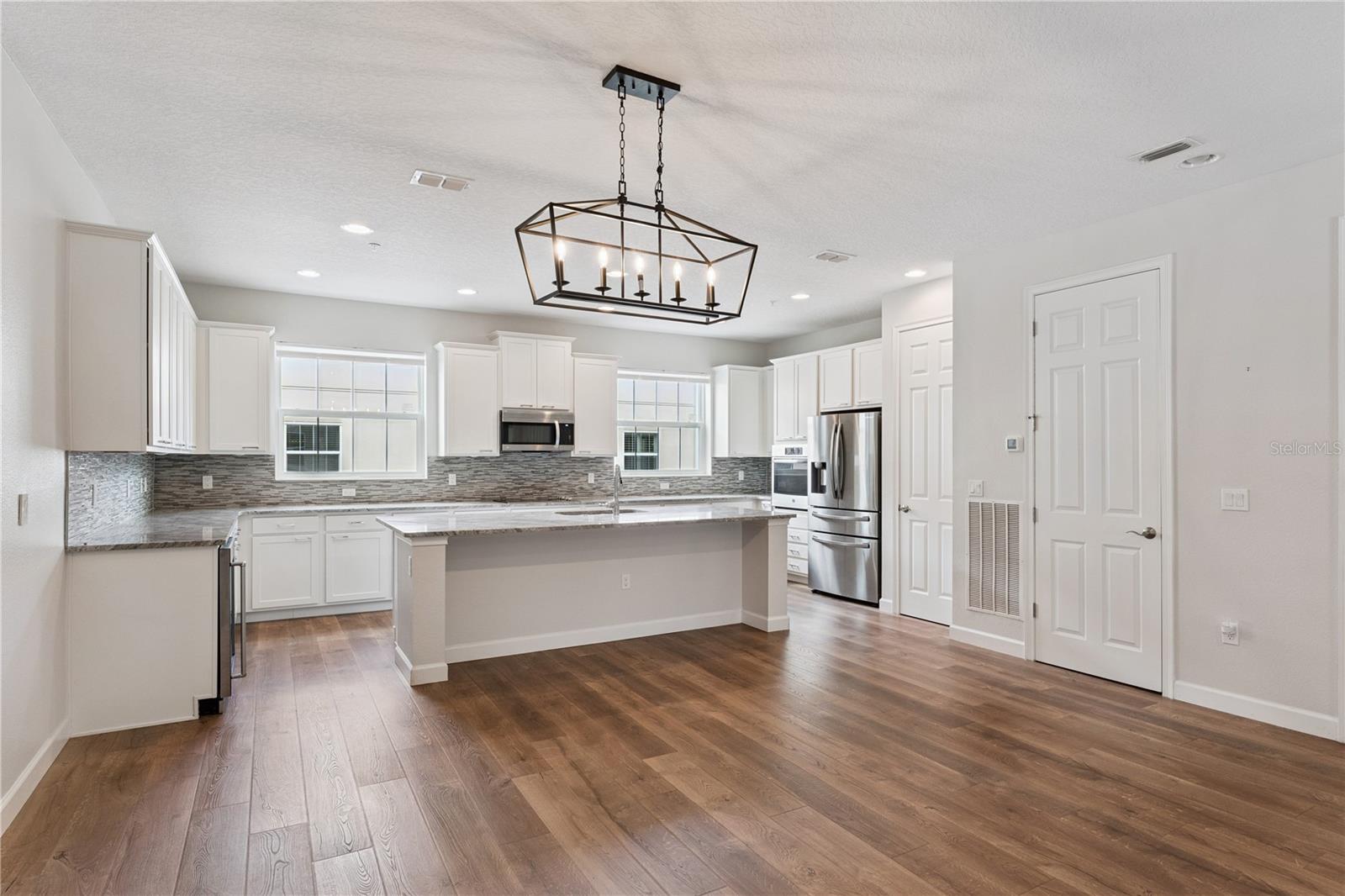 1504 LAKE GEORGE DRIVE, Lake Mary, FL 32746