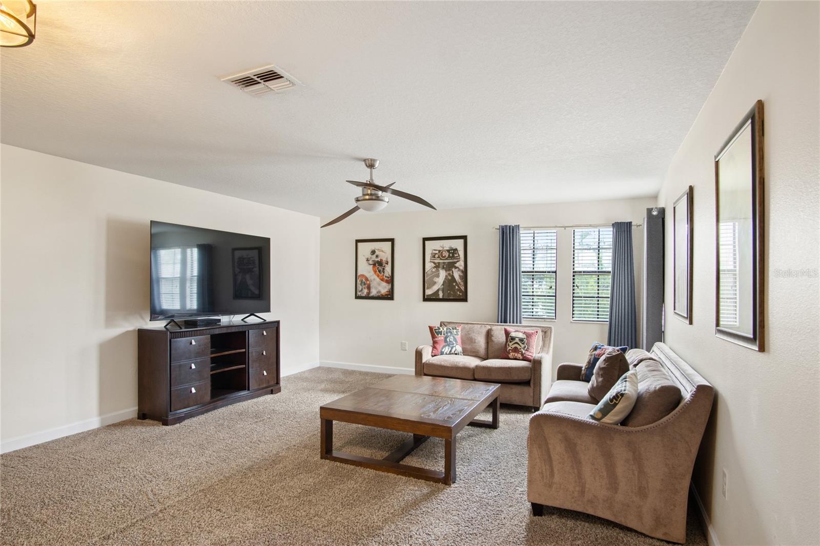 Upstairs Bonus Room!