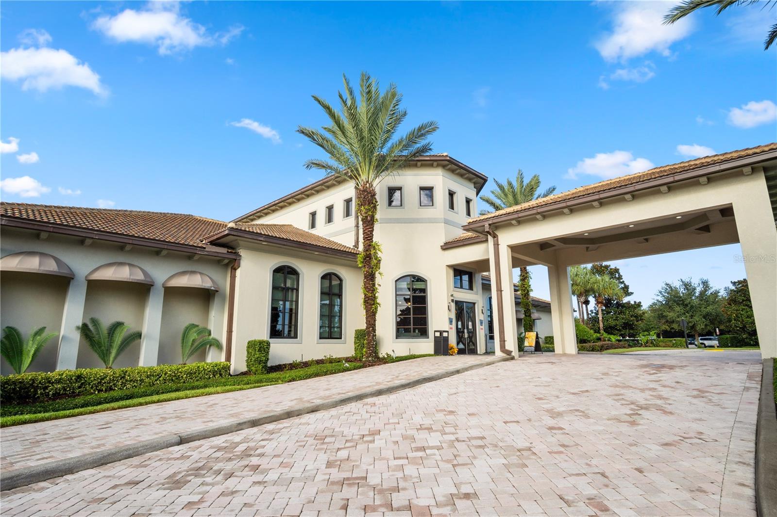 1464 MOON VALLEY DRIVE, Davenport, FL 33896