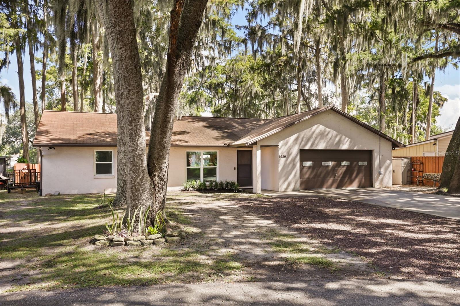 1080 FOREST DRIVE, Tavares, FL 32778 1080 FOREST DRIVE, Tavares, FL 32778