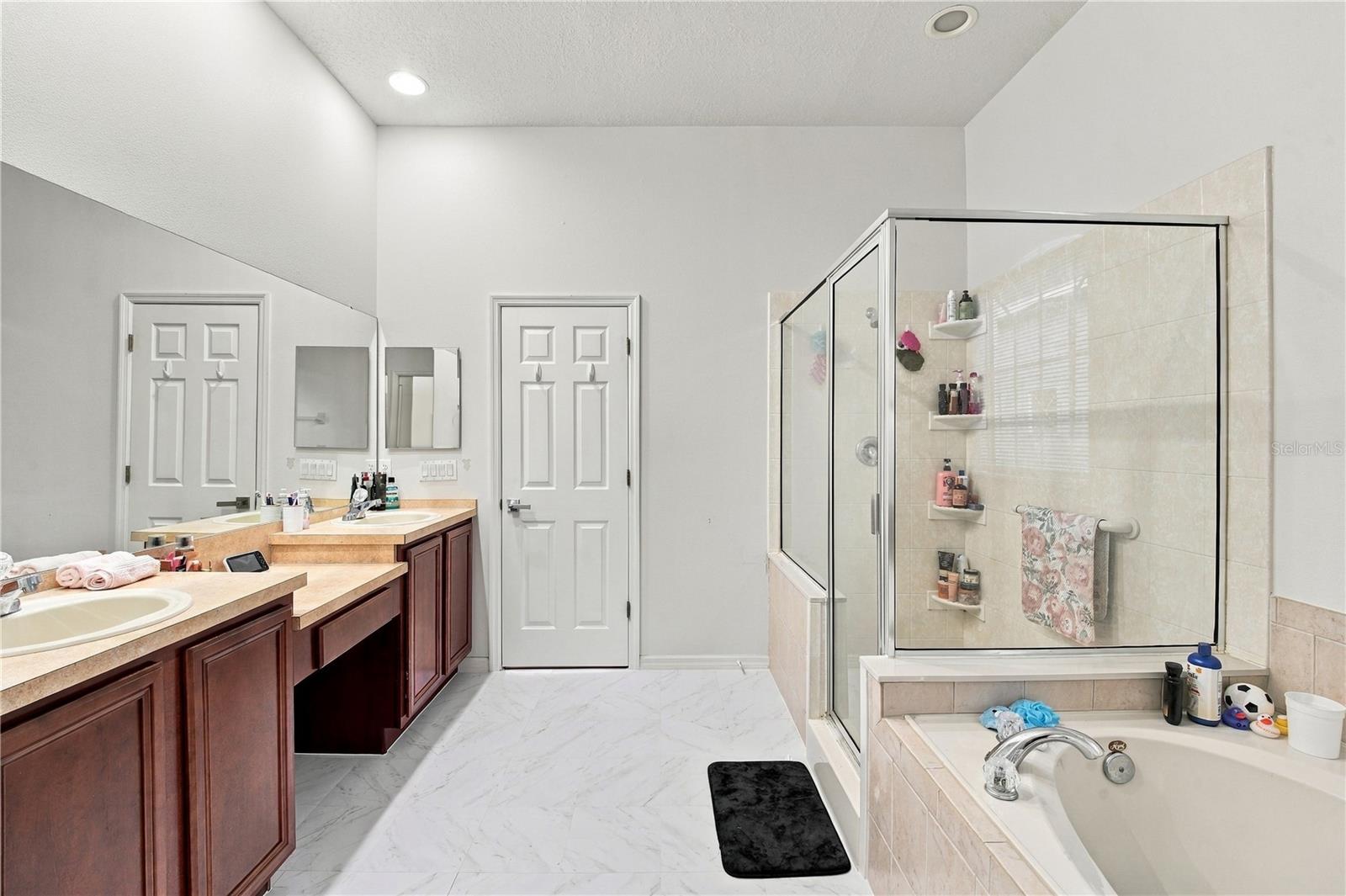 2215 CEDAR GARDEN DRIVE, Orlando, FL 32824